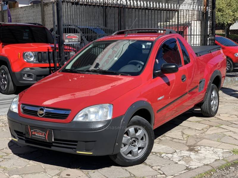 CHEVROLET - MONTANA - 2009/2010 - Vermelha - R$ 35.990,00
