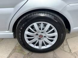 FIAT - SIENA - 2010/2011 - Prata - R$ 33.500,00