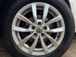 VOLKSWAGEN - SPACEFOX - 2012/2013 - Branca - R$ 44.990,00