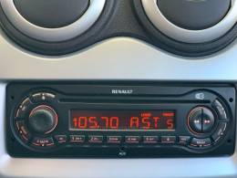 RENAULT - SANDERO - 2009/2010 - Prata - R$ 33.990,00
