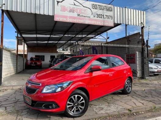 CHEVROLET - ONIX - 2014/2015 - Vermelha - R$ 54.990,00