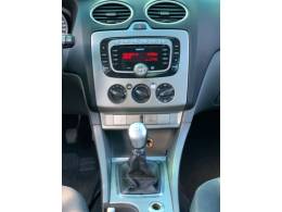 FORD - FOCUS - 2008/2009 - Prata - R$ 29.500,00