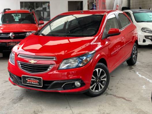 CHEVROLET - ONIX - 2014/2015 - Vermelha - R$ 54.990,00