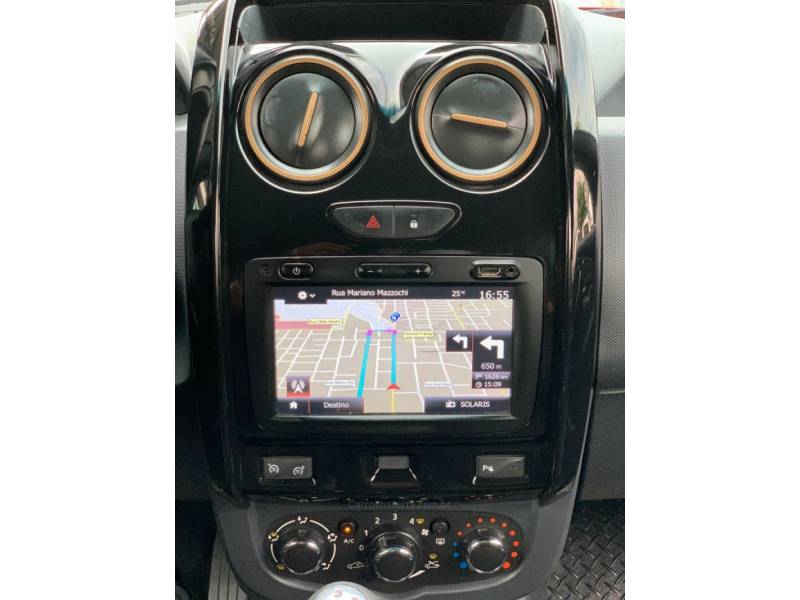 RENAULT - DUSTER - 2015/2016 - Vermelha - R$ 61.990,00