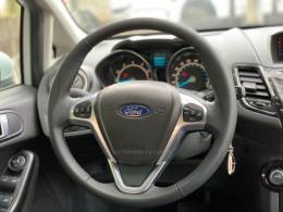 FORD - FIESTA - 2014/2015 - Branca - R$ 50.990,00