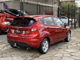 FORD - FIESTA - 2013/2014 - Vermelha - R$ 45.990,00