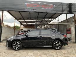 TOYOTA - COROLLA - 2017/2018 - Preta - R$ 105.990,00