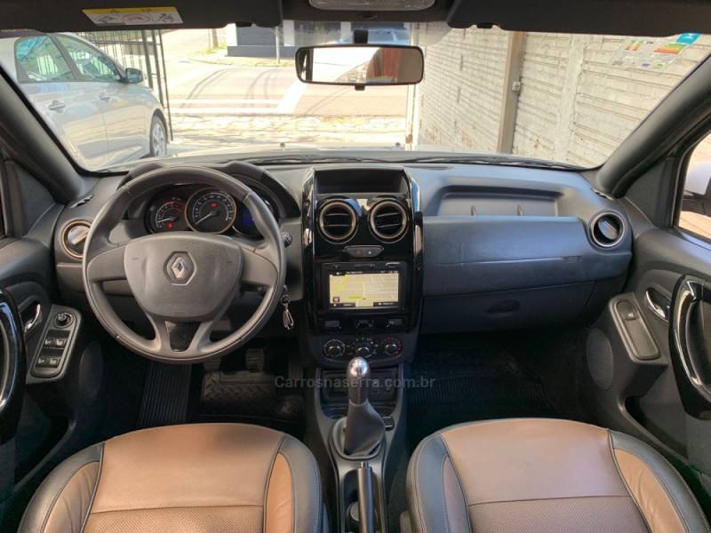 RENAULT - DUSTER - 2016/2017 - Prata - R$ 65.990,00