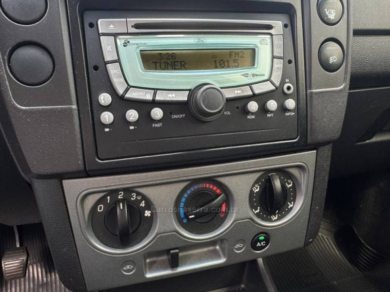 FORD - ECOSPORT - 2012/2012 - Prata - R$ 45.990,00