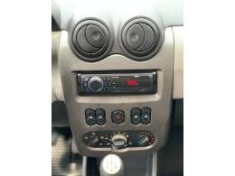 RENAULT - SANDERO - 2008/2009 - Preta - R$ 27.990,00