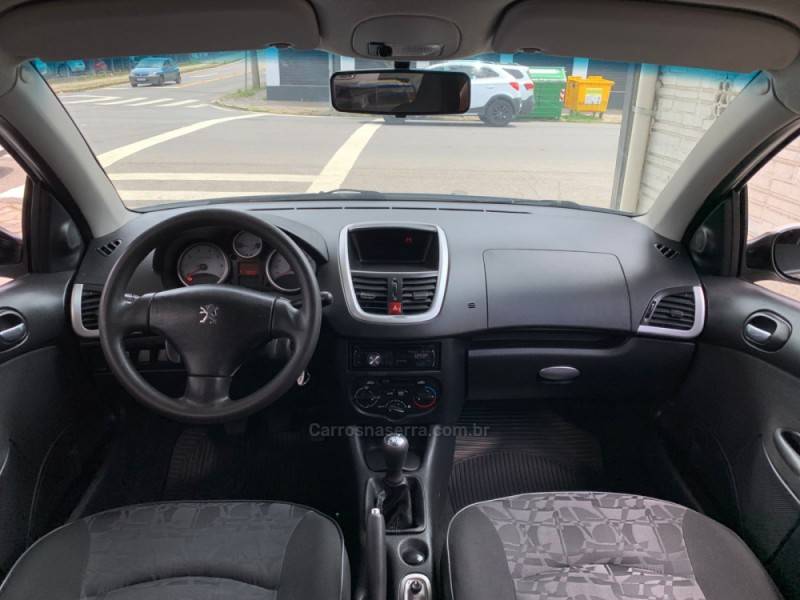 PEUGEOT - 207 - 2011/2012 - Branca - R$ 23.990,00