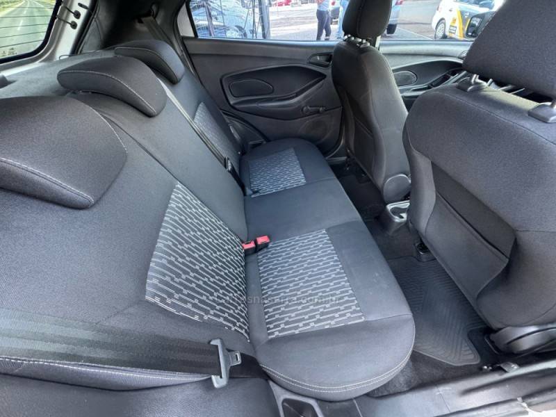 FORD - KA - 2017/2017 - Prata - R$ 43.990,00