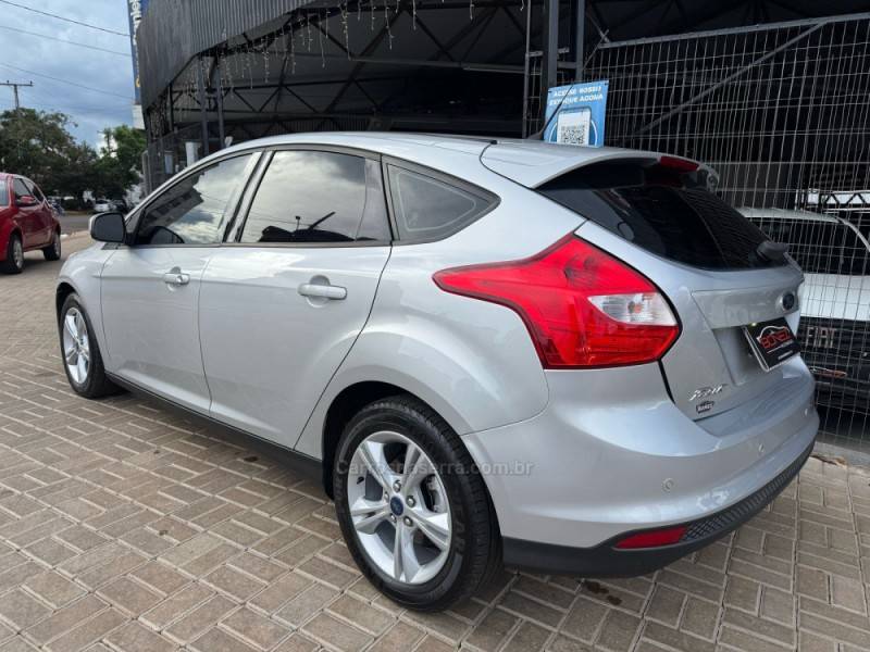 FORD - FOCUS - 2014/2014 - Prata - R$ 52.990,00