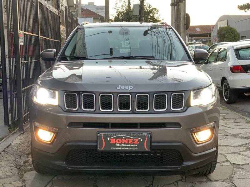JEEP - COMPASS - 2017/2018 - Cinza - R$ 91.990,00