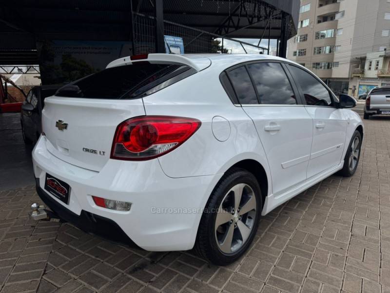 CHEVROLET - CRUZE - 2013/2013 - Branca - R$ 62.990,00