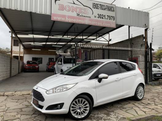 FORD - FIESTA - 2014/2015 - Branca - R$ 51.990,00