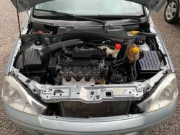 CHEVROLET - CORSA - 2011/2012 - Prata - R$ 29.990,00
