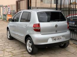 VOLKSWAGEN - FOX - 2005/2006 - Prata - R$ 26.990,00