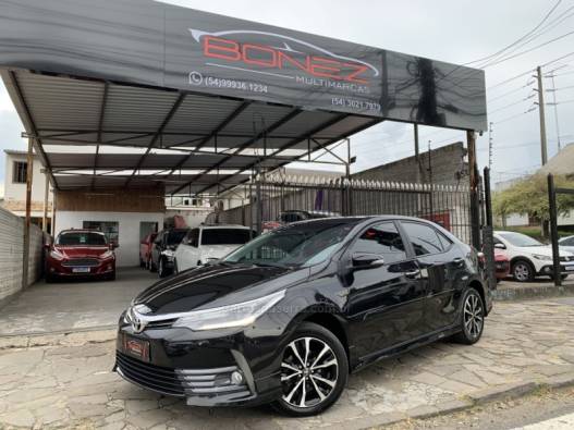 TOYOTA - COROLLA - 2017/2018 - Preta - R$ 105.990,00