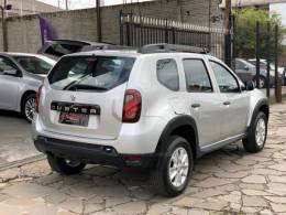 RENAULT - DUSTER - 2017/2018 - Prata - R$ 66.990,00