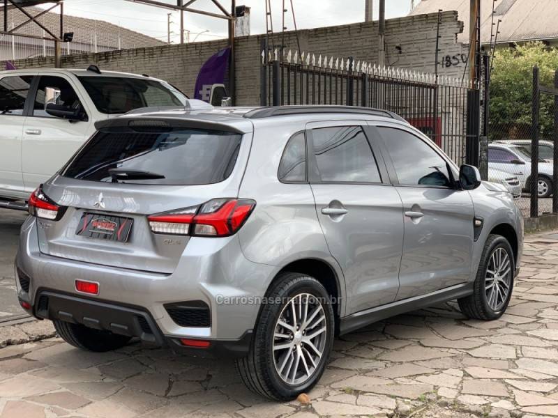 MITSUBISHI - OUTLANDER - 2020/2021 - Cinza - R$ 118.990,00