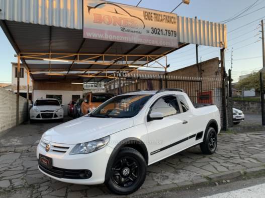 VOLKSWAGEN - SAVEIRO - 2010/2011 - Branca - R$ 44.990,00