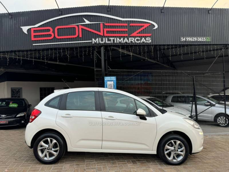 CITROËN - C3 - 2014/2015 - Branca - R$ 52.990,00