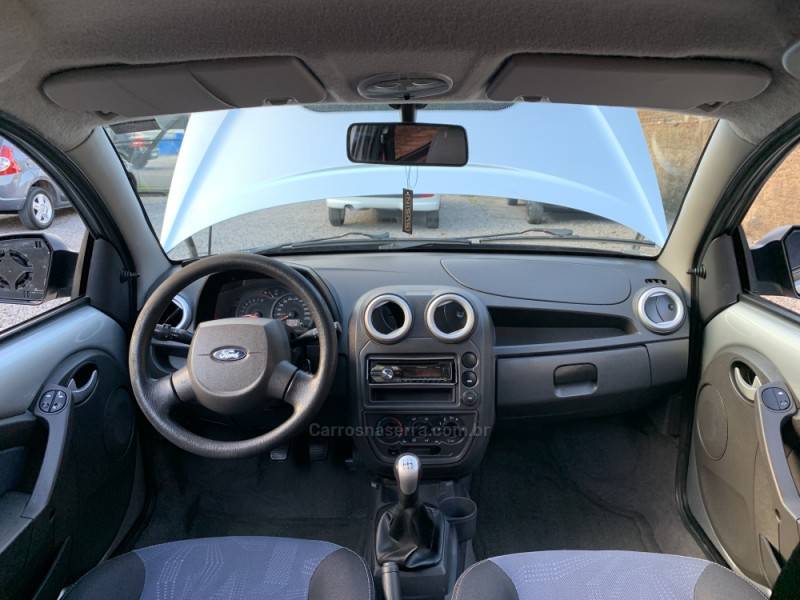 FORD - KA - 2012/2013 - Prata - R$ 30.990,00
