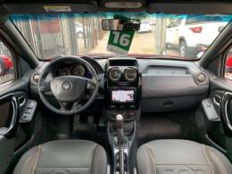 RENAULT - DUSTER - 2015/2016 - Vermelha - R$ 60.990,00