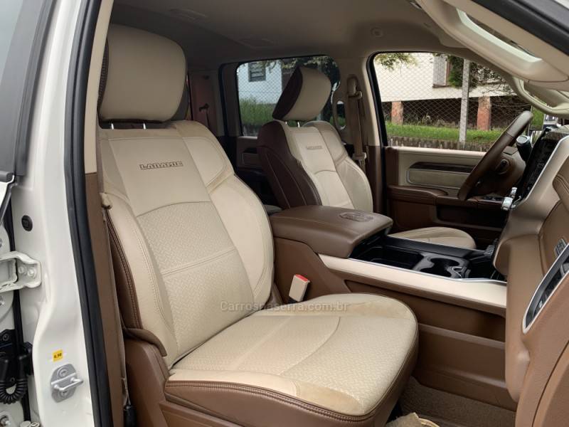RAM - 2500 LARAMIE - 2018/2019 - Branca - R$ 329.990,00