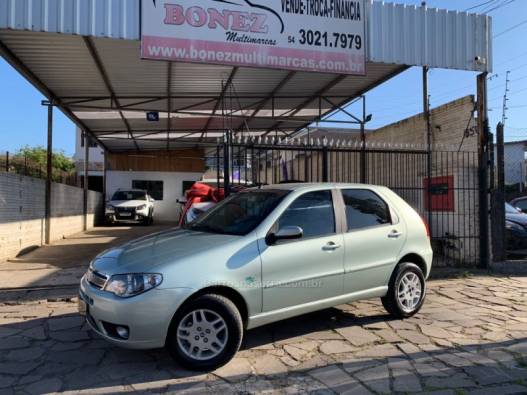 FIAT - PALIO - 2006/2007 - Verde - R$ 26.990,00