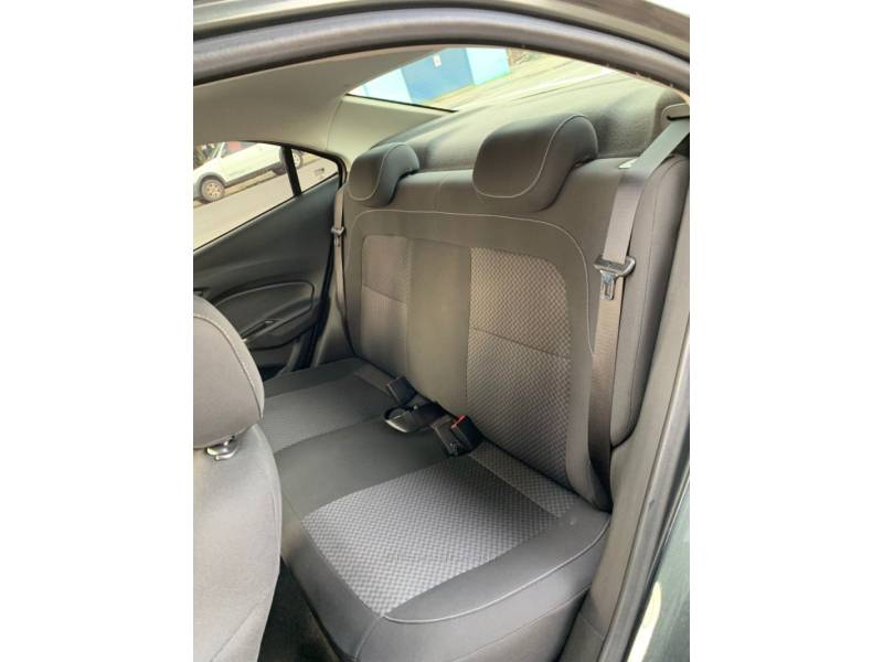 CHEVROLET - PRISMA - 2017/2018 - Cinza - R$ 68.990,00