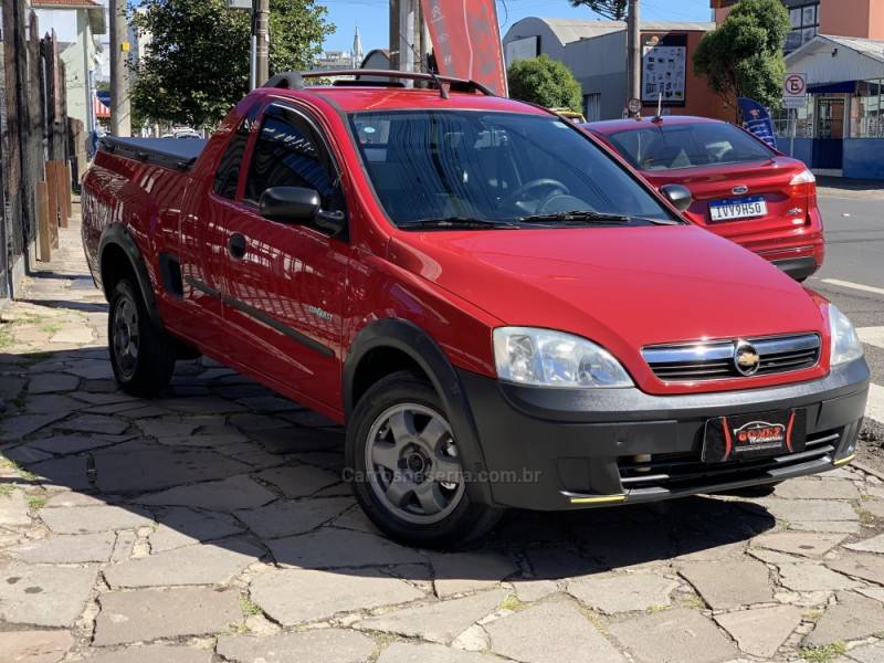 CHEVROLET - MONTANA - 2009/2010 - Vermelha - R$ 35.990,00