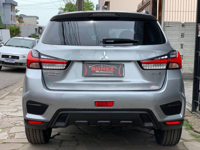 MITSUBISHI - OUTLANDER - 2020/2021 - Cinza - R$ 109.990,00