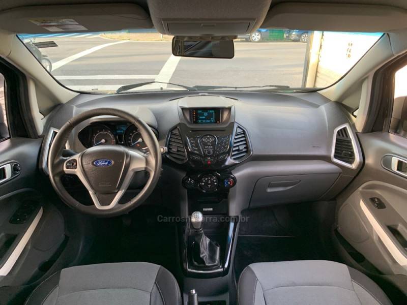 FORD - ECOSPORT - 2013/2014 - Preta - R$ 58.990,00