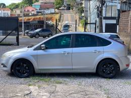 FORD - FOCUS - 2008/2009 - Prata - R$ 29.500,00