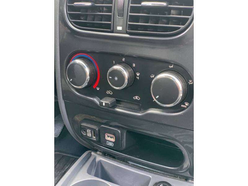 FIAT - STRADA - 2019/2020 - Prata - R$ 86.990,00