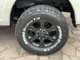 RAM - 2500 LARAMIE - 2018/2019 - Branca - R$ 329.990,00