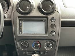 FORD - FIESTA - 2012/2013 - Prata - R$ 31.990,00