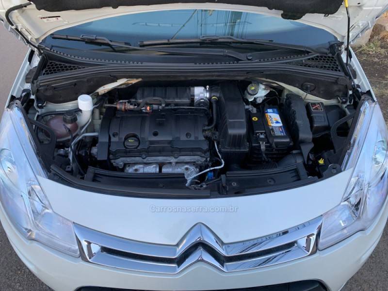 CITROËN - C3 - 2014/2015 - Branca - R$ 39.990,00