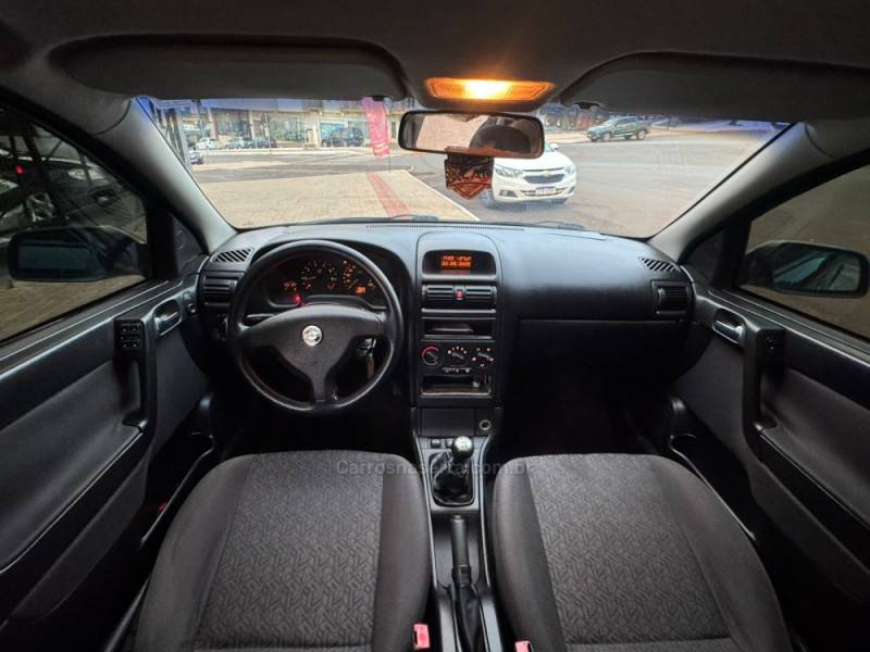 CHEVROLET - ASTRA - 2008/2008 - Preta - R$ 33.990,00
