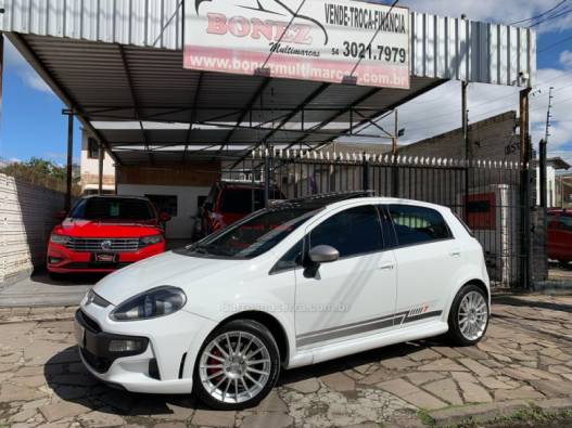 FIAT - PUNTO - 2014/2015 - Branca - R$ 69.990,00