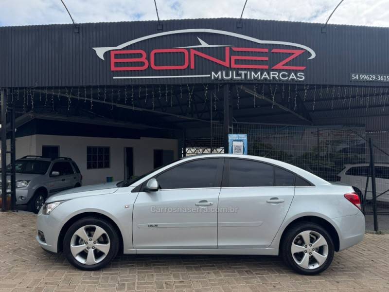 CHEVROLET - CRUZE - 2012/2012 - Prata - R$ 53.990,00