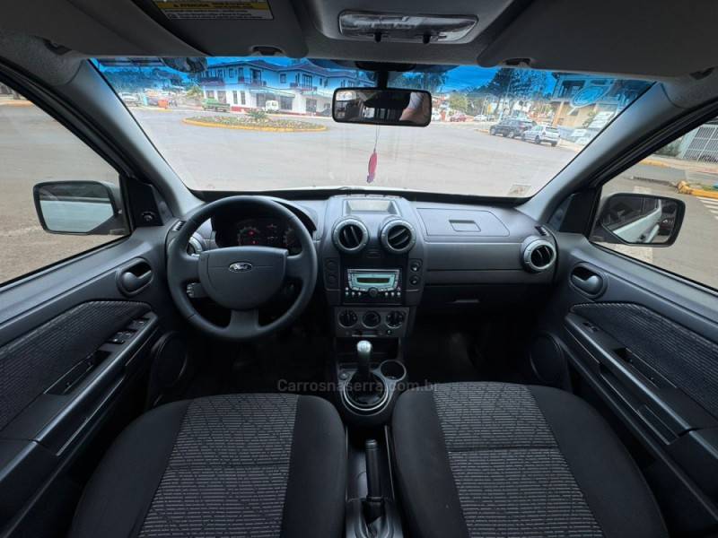 FORD - ECOSPORT - 2012/2012 - Prata - R$ 45.990,00