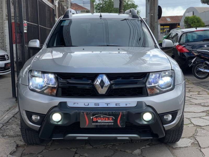 RENAULT - DUSTER - 2016/2017 - Prata - R$ 65.990,00