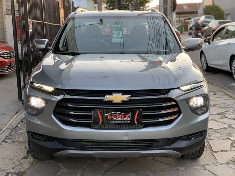 CHEVROLET - MONTANA - 2022/2023 - Prata - R$ 120.990,00