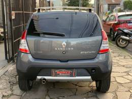 RENAULT - SANDERO - 2012/2013 - Cinza - R$ 42.990,00