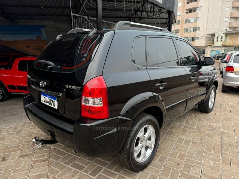 HYUNDAI - TUCSON - 2010/2010 - Preta - R$ 42.990,00