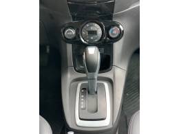 FORD - FIESTA - 2014/2015 - Branca - R$ 50.990,00