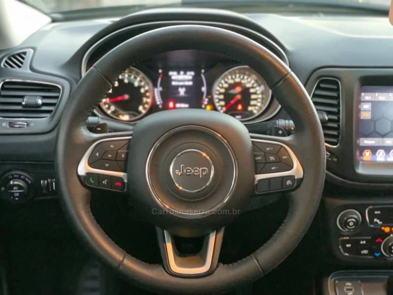 JEEP - COMPASS - 2017/2018 - Cinza - R$ 91.990,00